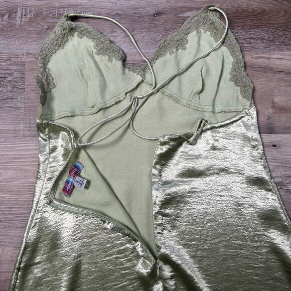 Urban Outfitters Chloe Satin Slip Dress Green Lace Trim Large - Picture 5 of 9